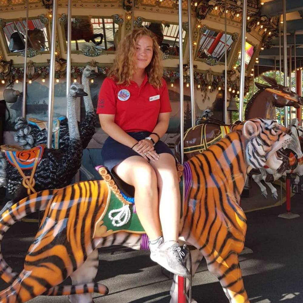 Meet your Posher, Emily